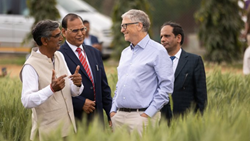 Bill Gates Visits IARI in Pusa, Shows Interest in Research on Climate Resilient Agriculture 