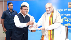 Amit Shah Asks NDDB To Strengthen Cooperative Dairying To Make India The "Dairy to the World"