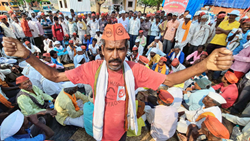 Onion Growers to Get Financial Relief of Rs 350 a Quintal, Says Maha CM Eknath Shinde