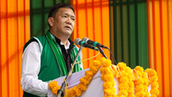 Arunachal Pradesh Launches 'One Circle, One Product' Drive for Agricultural Growth, Distributes Sprayers to Farmers