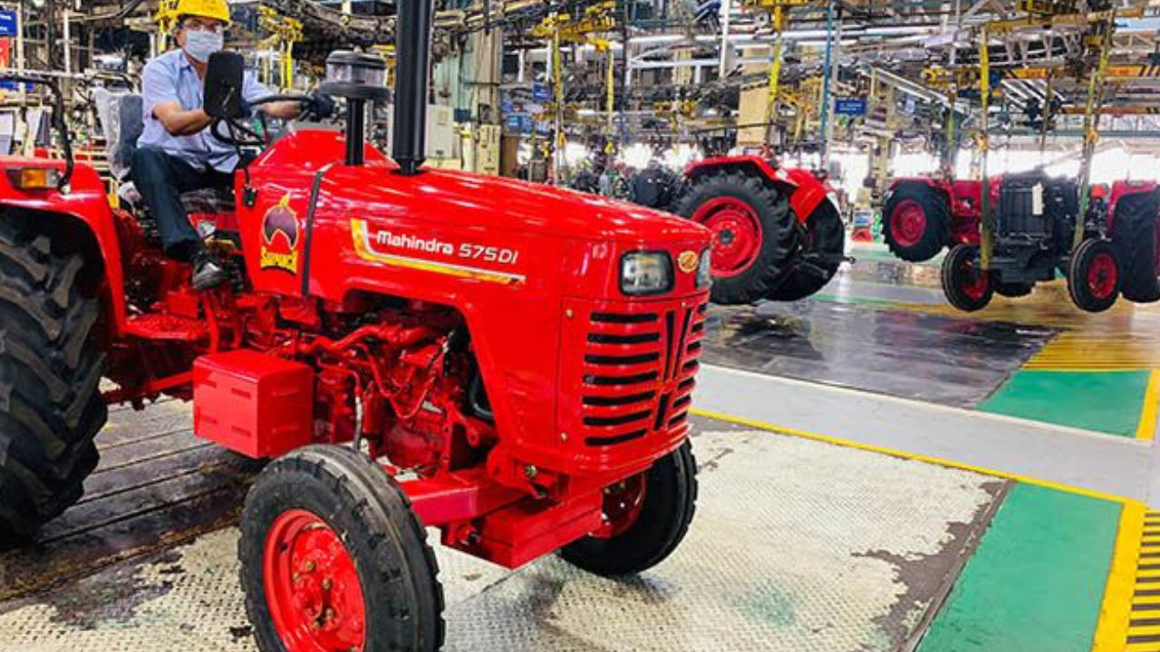 Mahindra & Mahindra Forecasts Low Single-Digit Growth for Tractor Industry