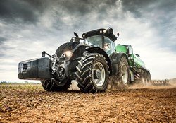TOP 6 TRACTOR TIRE MAINTENANCE TIPS