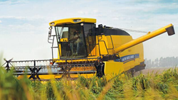 The Most Dynamic Harvester - New Holland TC5.30 Combine Harvester