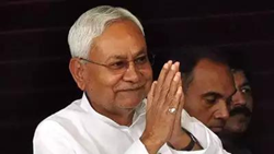 Bihar CM Nitish Kumar Impressed by Katihar Farmers for Advanced Agricultural Practices