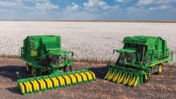 Pickers Vs Strippers: Know Which Cotton Harvester is Best for You 