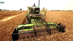 India’s First 4 x 4 Balkar Mini Combine Harvester-Know Details