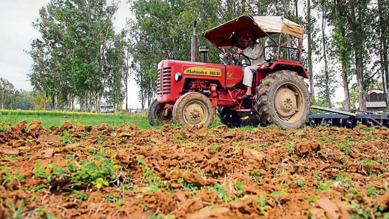 CRISIL: Tractor Sales Growth To Decrease In FY24, Operating Margins To Improve