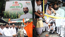 Maha CM Shinde Flags Off State-wide 'Shetkari Samvad Yatra' to Address Farmers' Concerns