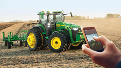 John Deere Unveils a 50,000 Pound Tractor That You Can Control With Your Smartphone: Detailed Information