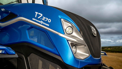 New Holland's LNG Tractor Takes Home Green Good Design Award